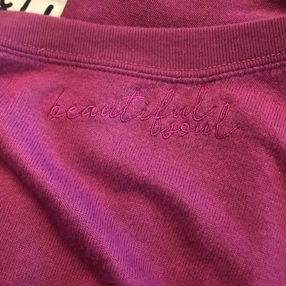 PEACE LOVE WORLD
Comfy Top  Ruched Sleeve Detail - Picture 2 of 3